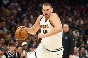 包揽篮板王和助攻王？约基奇本赛季得分第8 篮板和助攻均第1