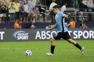 乌加特：乌拉圭球员有一个信条，披上国家队战袍就一定会拼尽全力