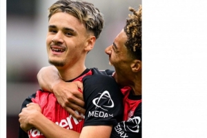 官方：勒沃库森回购18岁边锋阿拉杰贝戈维奇，据悉费用800万欧