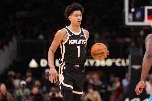 能攻善传！杰伦·约翰逊22中11砍下26分5板10助 正负值+25