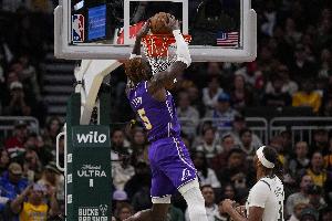 里夫斯：艾顿和海斯两人类型不同 但在各自擅长的领域都很有效率