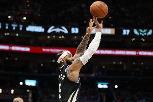 手感火热！特伦特首节投篮6中4砍11分2板1助1断 三分5中3