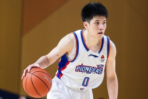 铁人啊！林庭谦打满全场15中8拿到23分4助攻1抢断