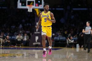 哦吼！三月份当布朗尼出战时 湖人7胜0负未尝败绩