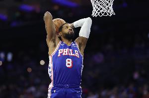 恩比德缺阵！76人第三节砍47分 全队三节轰下120分