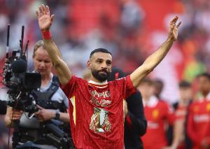 人未走，枷锁先至！萨拉赫的“暮色之路”会比梅西和C罗更难抉择