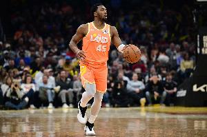 米切尔：骑士非常重视营养&搭配了顶级厨师 这是我续约的一个原因