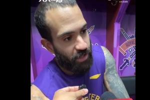 里勒谈绝杀：我知道这个三分得我投 我相信自己球队也相信我