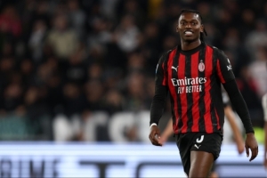 意天空：莱奥已康复 可以出战那不勒斯，他完成了全部合练