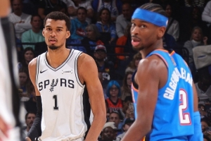 麦克斯维尔：MVP我选SGA 他上场时间增加因为文班紧跟在身后