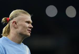 梅开二度！哈兰德本赛季3次对阵利物浦皆破门，打进4球助攻1次