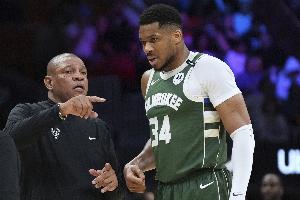 里弗斯：雪藏字母是管理层决定&与我无关 大家都该以成熟方式应对