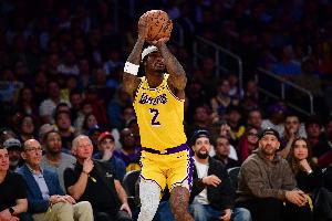 伤兵满营！湖人明日对阵独行侠：范德比尔特出战成疑 东里刚缺阵