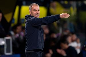 弗里克：希望看到全员参与防守和进攻 奥尔莫将会再次出任伪九号