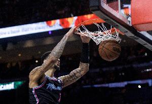 攻防俱佳！韦尔半场8中7砍下16分9板6帽 正负值+19并列最高