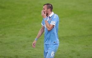 大十字：阿斯拉尼非常适合多特，我也在给他发消息推动他加盟多特