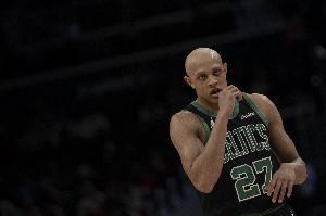 马祖拉：你会希望队中有沃尔什这样的球员 他值得信赖&尤其防守