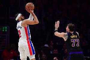 路威：65场规则让球星落选致最佳阵容名不副实 而这直接涉及到钱