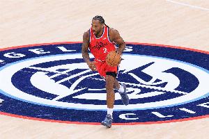 连续20+听牌！伦纳德半场10中6拿下19分2板1助