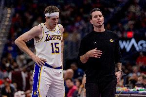 里夫斯MRI检查扫错部位？独行侠反驳雷迪克：流程合规 扫描无误！