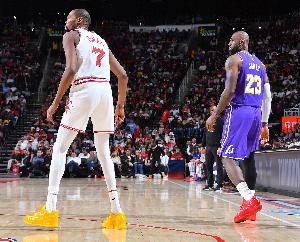 美记：若打火箭詹姆斯能率湖人赢下1场 不知道能否拿下4场