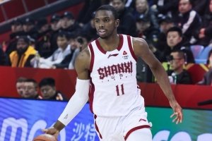 冲击力太强！迪亚洛半场6中4轰下17分3板1断 罚球9中9