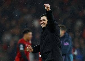 客胜枪手！伊劳拉：这3分价值千金；我们通过对抗占据了场面优势