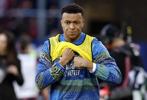 阿斯报:姆巴佩右眉受伤缝了三针,不过无碍下周中出战拜仁