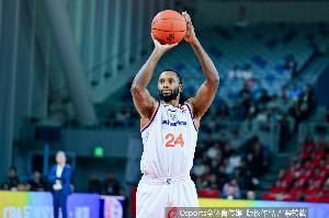 打得好都不休息!弗格&古德温打满20分钟合计10记三分球轰38分