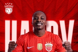 今天是海港足球俱乐部一线队球员安佩姆的生日，祝他生日快乐！