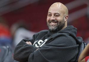 火箭今年的选秀权顺位:39号签+52或53号签 无首轮签