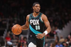 亨德森谈伤病：克服困难的办法是别哭泣抱怨 没人在乎你的破事