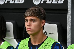 拉普拉塔大学生总监：考虑从国米买断帕拉西奥斯，买断费650万欧