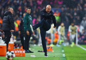 小甜甜变牛夫人！斯洛特带利物浦处子赛季夺英超，第二年四大皆空