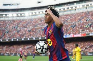 每体:亚马尔的表现如天神下凡 巴萨出局原因在细节而非技战术