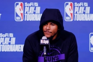 【完整版】杰伦·格林:这场我们本该赢 希望裁判统一吹罚尺度