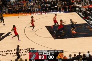 附加赛应有的样子!瑞安·邓恩反击得手 三节打完太阳追到1分