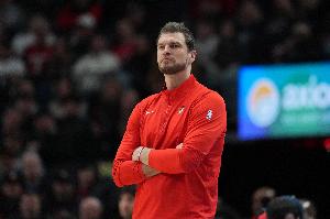 解说：马刺重回季后赛遇斯普利特 后者突然接掌帅位就像去年米奇