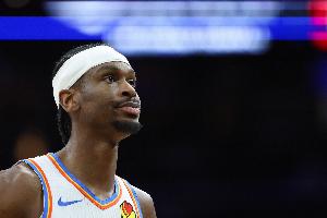 杰伦威:亚历山大本季最大提升就是三分球 他会再次拿到MVP