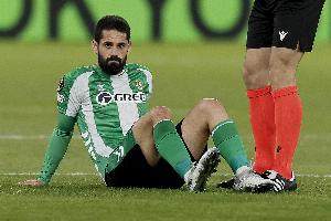 马卡:伊斯科伤缺五个月后复出,入选贝蒂斯对阵布拉加的名单