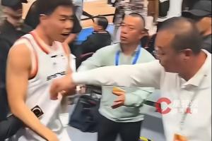 潇湘晨报：拦截李添荣的男子不是首钢的工作人员