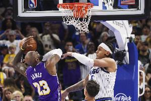 贝弗利:班凯罗没被高估只是年轻 人们非要拿他去对标詹姆斯&甜瓜