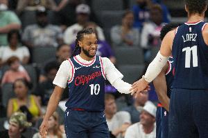 加兰:这不是我们想要的结局 但我为球队骄傲 15名球员都拼尽全力