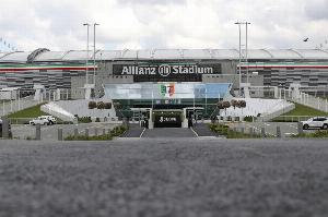 米体:因球场建设进度迟缓,意大利恐被取消2032年欧洲杯举办资格