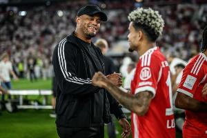 剑指四冠!拜仁欧冠进半决赛,联赛大幅领跑 国内2项杯赛已夺一冠