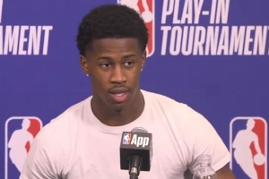 【完整版】埃奇库姆：季后赛的强度&对抗是梦寐以求的 享受每一秒