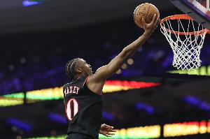 还得是你!马克西内外开花连得7分 再次打停魔术