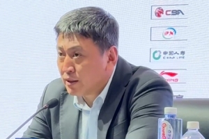 王世龙：莱迪上半场爆发打乱了节奏 输一场不算啥还是要摆正心态