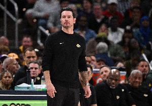 雷迪克：我们所有人都清楚火箭有多强 我们尽己所能做好了准备