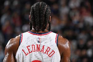 热记：相比于字母我认为小卡是更适合热火的引援 后者是冷血杀手